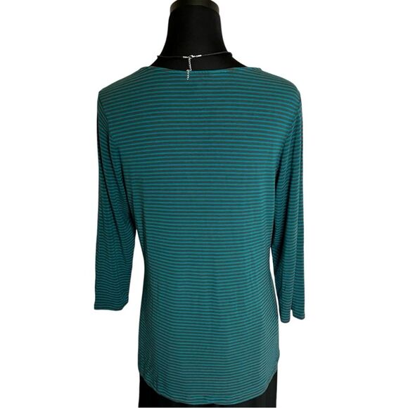 Tommy Bahama Soft Stretchy Teal Stripe Top, Size Large - Picture 5 of 9